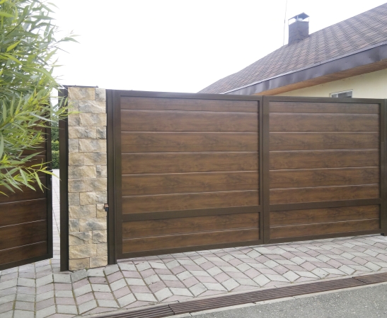 Распашные ворота в Анапе